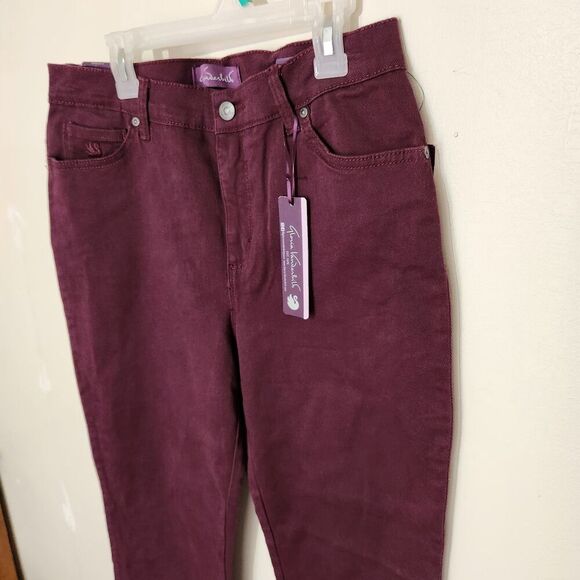 Gloria vanderbilt amanda slimming jeans Size 8 Color Wine Stretch Soft Touch - Picture 2 of 16
